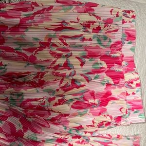 Matching pants to top Pink colorful Brand New ruffle material pants